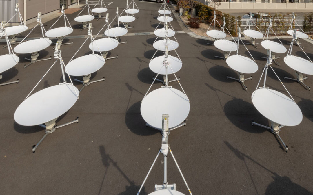衛星通信アンテナ雲台