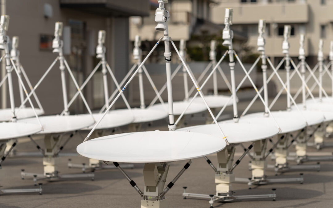 衛星通信アンテナ雲台